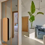 Mantis' House *