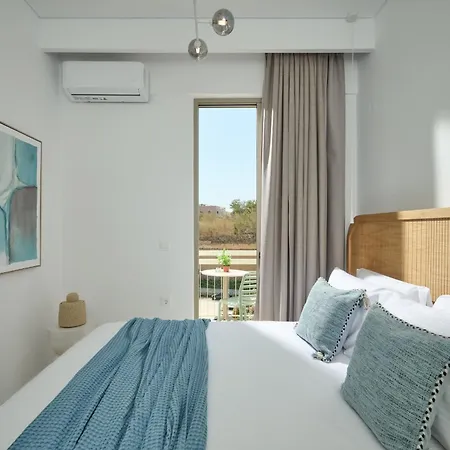 Mantis' House خانيا