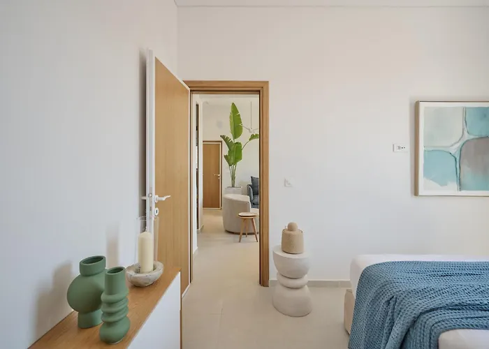 Apartment Mantis' House